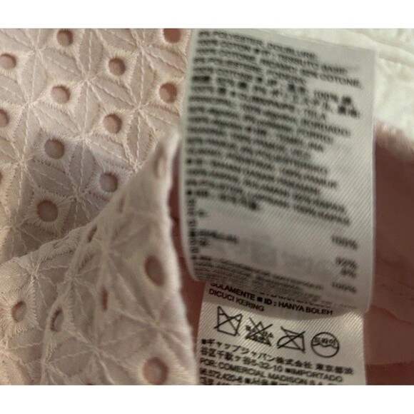BANANA REPUBLIC Women’s Light Pink Eyelet shorts size 2 - Picture 6 of 11